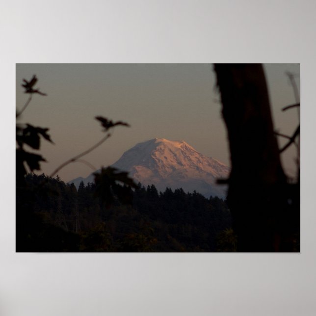 Rainier Sunset, Tacoma, WA Poster (Framsidan)