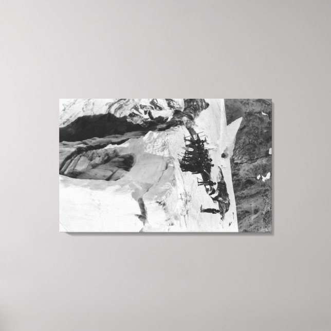 Rainier, WA Nisqually Glacier Klibers Canvastryck (Framsida)