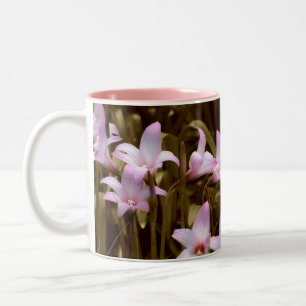 rainlilies 2 Två-Tonad mugg
