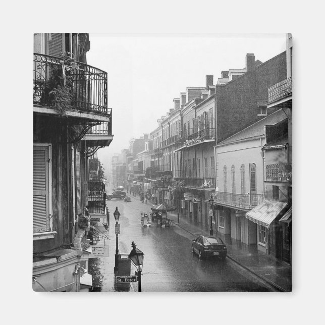 Rainswept Royal Street Fransk Quarter Magnet (Framsidan)