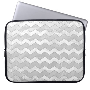 Rainy Himlar Grått Chevron Mönster Laptop Sleeve