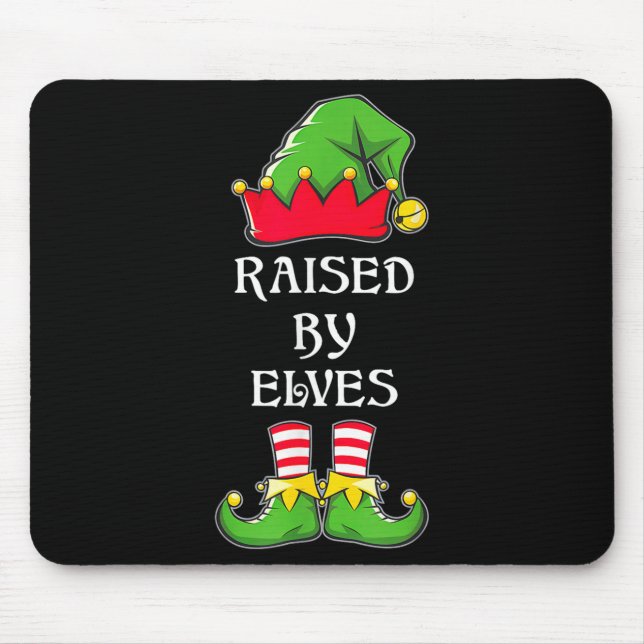 Raised By Elves Funny Christmas Family Elves Squad Musmatta (Framsidan)