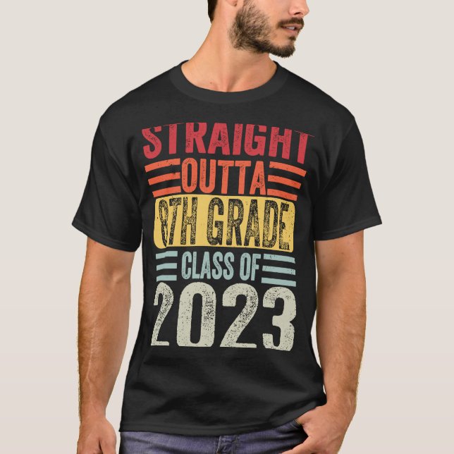 Rak Outta Eighth Klass 2023 8th Klass Graduat T Shirt (Framsida)
