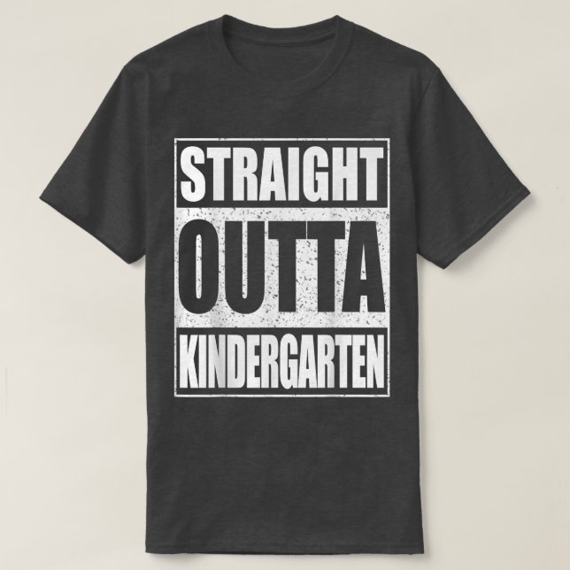 Rak Outta KindergartenFunny Studenten T Shirt (Design framsida)