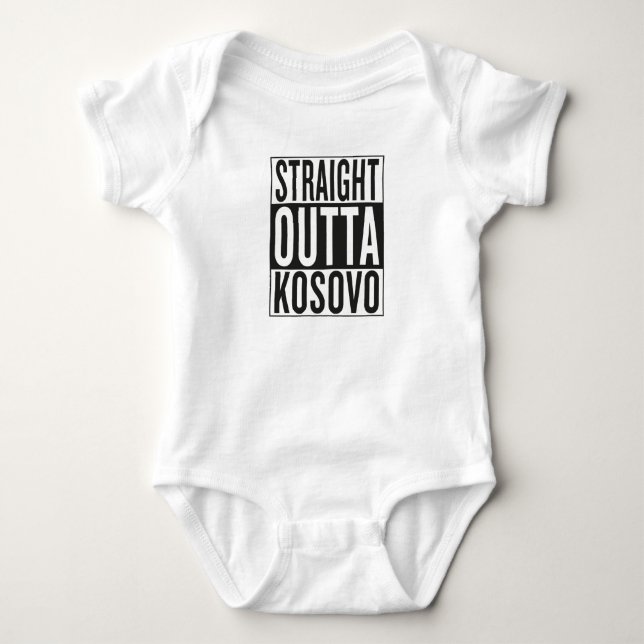 rak outta Kosovo Tee (Framsida)