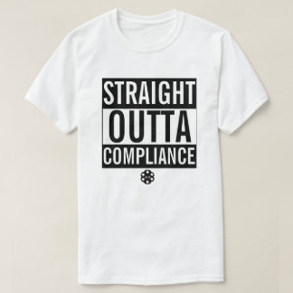RAK OUTTA-ÖVERENSSTÄMMELSE T SHIRT
