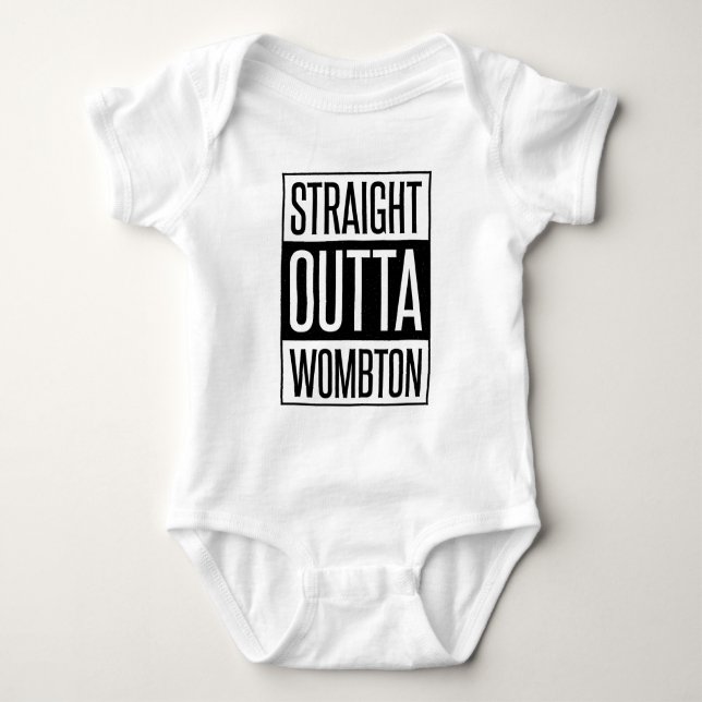 Rak Outta Wombton Funny Baby T-shirt (Framsida)