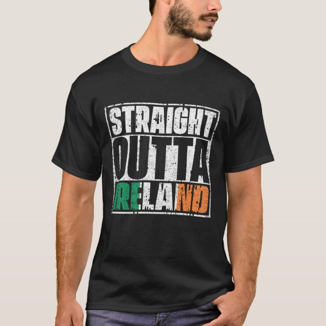 Raka Outta Ireland Flagga T Shirt (Framsida)