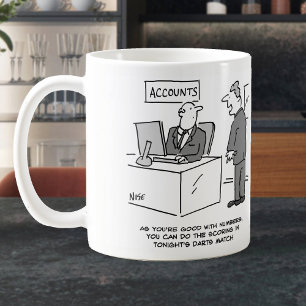 Räkenskapsförare som har ombetts att använda Offic Kaffemugg
