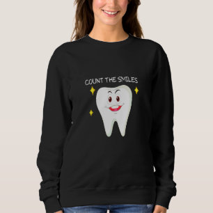 Räkna leende tand för tandläkare t shirt