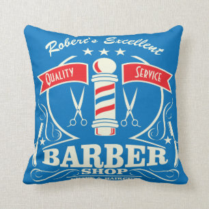 Rakning och klippning på Mongrammed Barbershop Kudde