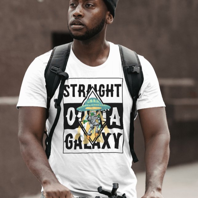 Rakt från galaxy Alien Funny-citattecken Grafik T Shirt (Skapare uppladdad)