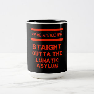 Rakt ut ur det galna asyl stora kaffet mugg