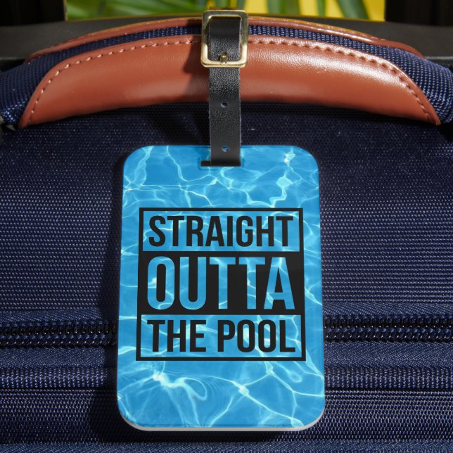 Rakt utanför den moderna typschimmningen i Bassäng Bagagebricka (Framsida Insitu 2)