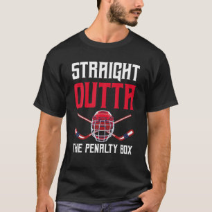 Rakt utanför straffboxen för den funna målinnehava t shirt