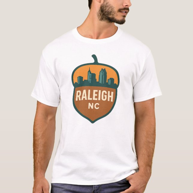 Raleigh NC Skyline Acorn Design - Modern NC T Shirt (Framsida)