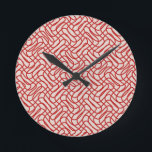 Ram och röd Abstrakt Mönster Rund Klocka<br><div class="desc">Abstrakt - kräm och rött.</div>