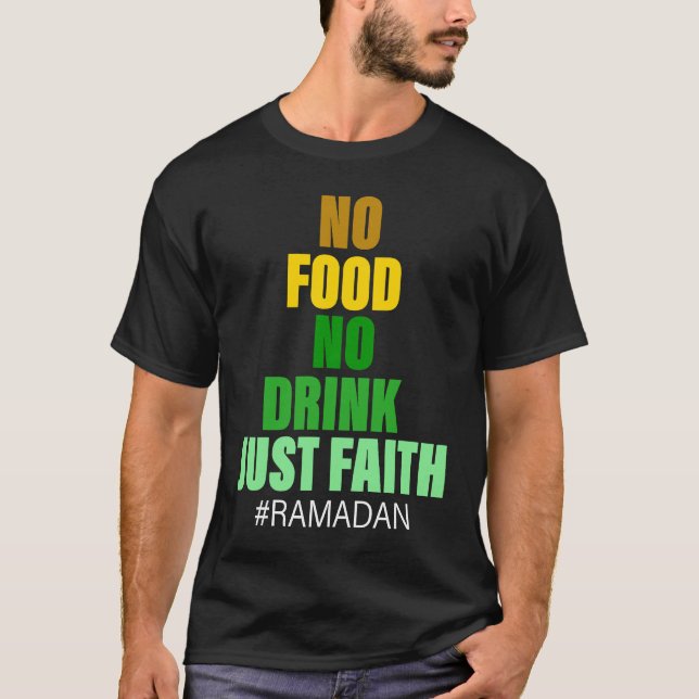 Ramadan Kareem 2023 Islamic Fasting Outfit for Men T Shirt (Framsida)