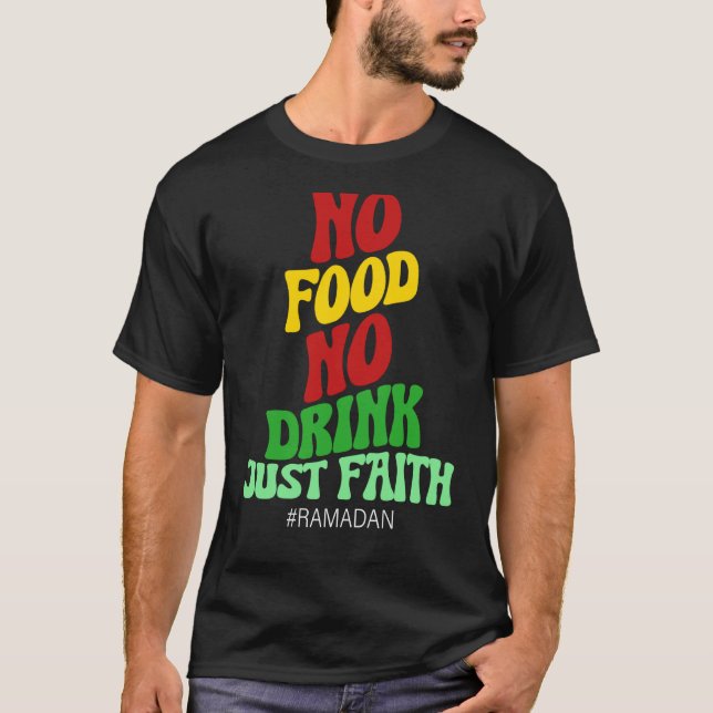 Ramadan Kareem 2023 Islamic Fasting Outfit for Men T Shirt (Framsida)