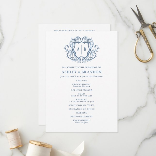 Rambling Rose Steel Blue Crest Monogram Bröllop Program (Fram/Back In Situ)