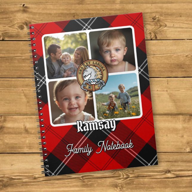 Ramsay Familj Foto Collage Anteckningsbok (Skapare uppladdad)