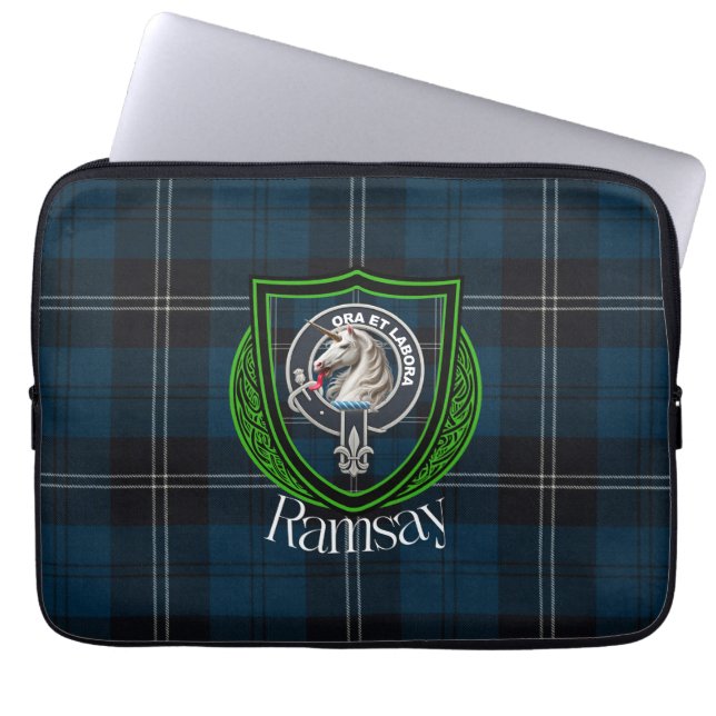 Ramsay Scottish Clan Tartan and Crest  Laptop Fodral (Framsidan)
