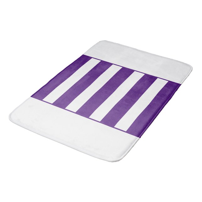 Rand i mitten. Royalets Lila och vita. Badrumsmatta (Vinklad)