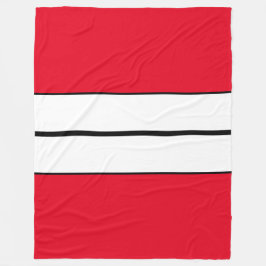 Rand i Slender Black White Bright Red Lodrät Fleecefilt