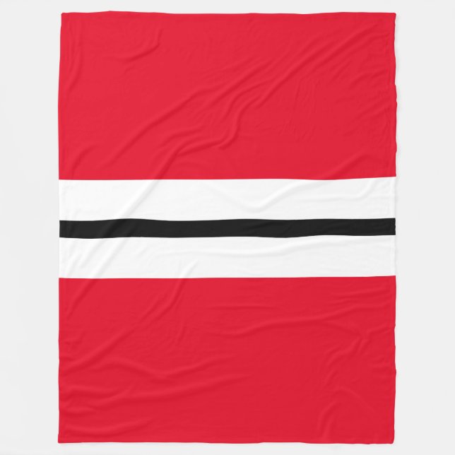 Rand med ljusröd tunn svart Tävla Fleecefilt (Framsidan)