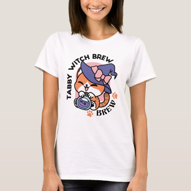 Randig Häxört – Sött Halloween Kattdesign T Shirt (Framsida)