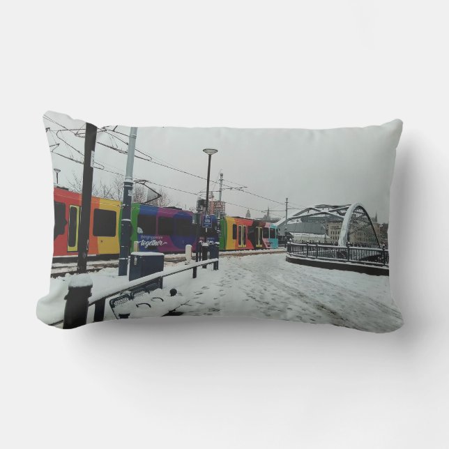 Randig tram lumbarkudde (Framsida)
