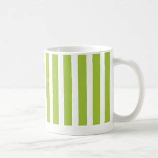 randigt ljust - grönt som är chartreuse, mugg