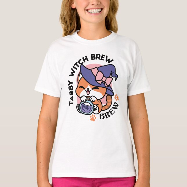 Randy Häxa Brygd – Sött Halloween Katt Design T Shirt (Framsida)