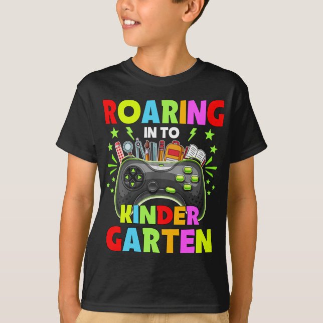 Raring till Kindergarten Teacher Kindergarten Bac T Shirt (Framsida)