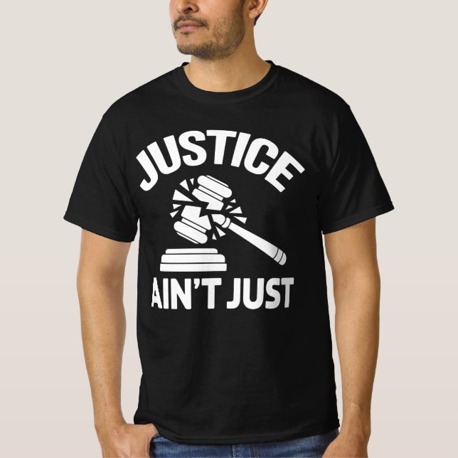 Rättvisa är inte bara rättvisa – sönderslagen klub t shirt (Framsida)