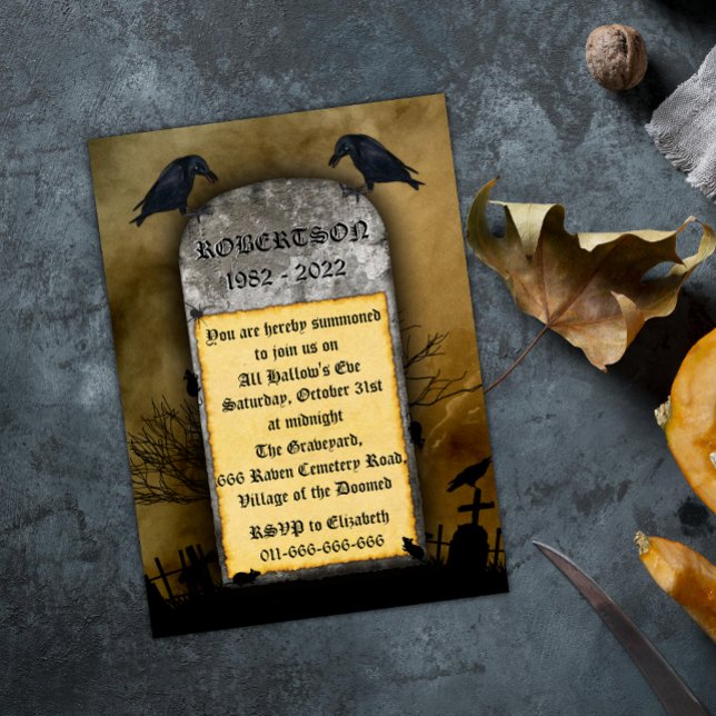 Raven Cemetery Creepy Halloween-inbjudan Vykort (Skapare uppladdad)