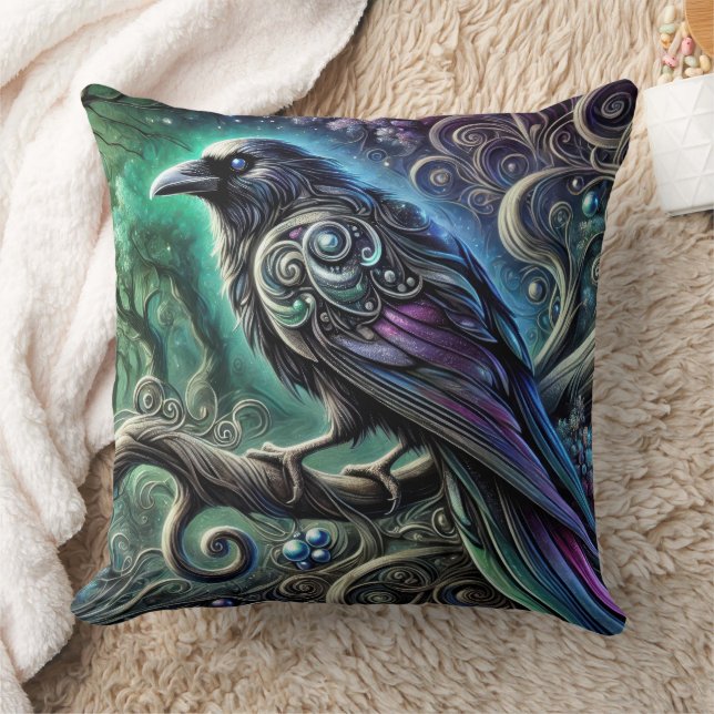 Raven med Iridescent Feathers i Enchanted Forest Kudde (Filt)