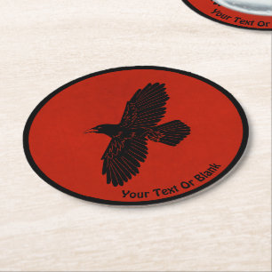 Raven On Red Underlägg Papper Rund
