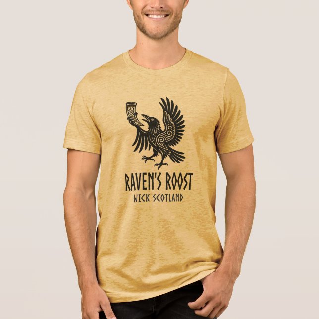 Raven's Roost Pub Wick Skottland T Shirt (Framsida)