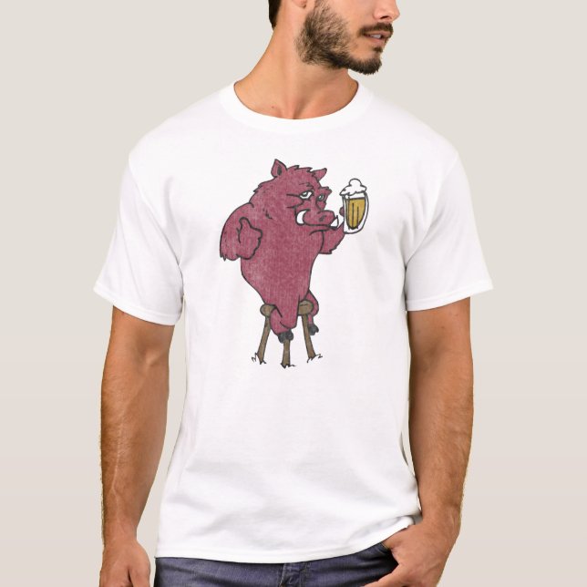 Razorback Hog Drinking Beer Vintage T-Shirt (Framsida)