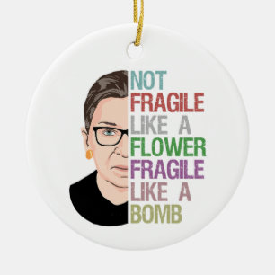 RBG Ruth Bader Ginsburg Fragile som en blomma Julgransprydnad Keramik