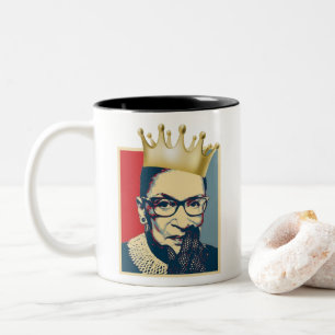 RBG (Ruth Bader Ginsburg) Två-Tonad Mugg
