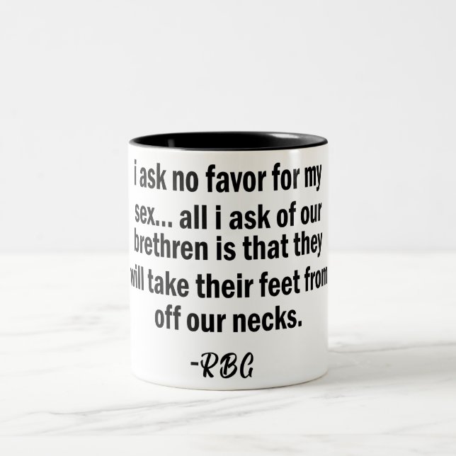 RBG, Ruth Badger Ginsburg, Strong Woman Två-Tonad Mugg (Center)