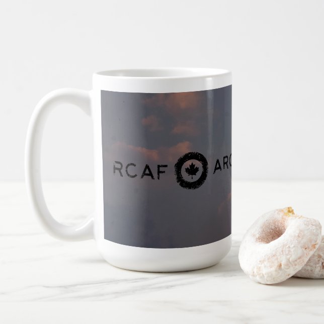 RCAF/ARC C-17 Globemaster III Kaffemugg (Med munk)