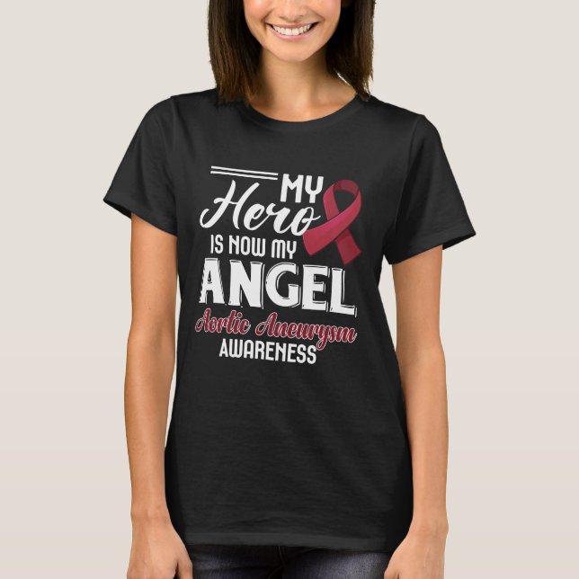 RD Aortic Aneurysm Gift Burgundy Awareness Ribbon T Shirt (Framsida)