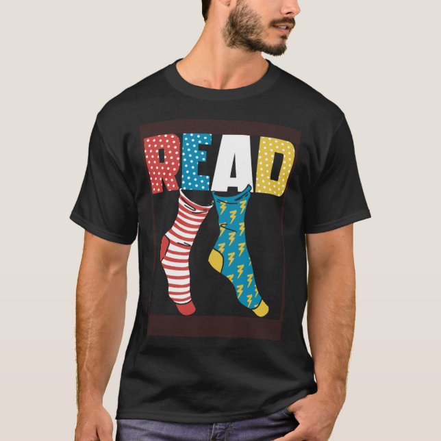 Read Books Wacky Socks Reading Teacher Book Nerds T Shirt (Framsida)