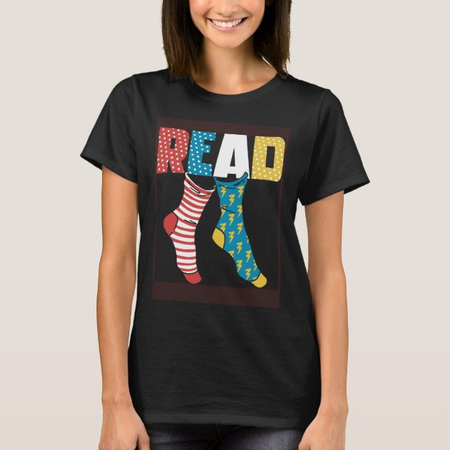 Read Books Wacky Socks Reading Teacher Book Nerds T Shirt (Framsida)