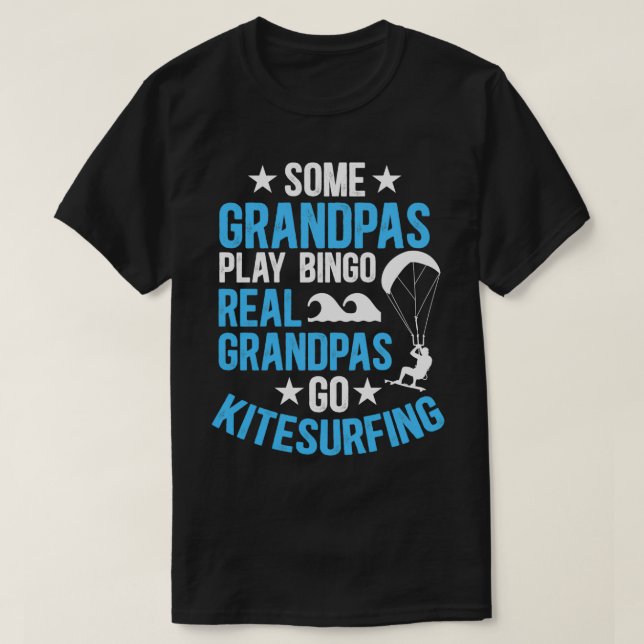 Real Grandpas Go Kitesurfing Kitesurf Kiteboarder T Shirt (Design framsida)