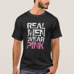 Real Manar Bära Rosa Grungy Text Tee Shirt<br><div class="desc">Riktig manar bära rosa vit och rosa grungy text. Byt vit färg till mörkare färg om du vill ha ljus och vitkläder.</div>