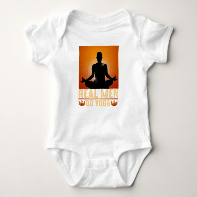 Real Manar Do Yoga T Shirt (Framsida)